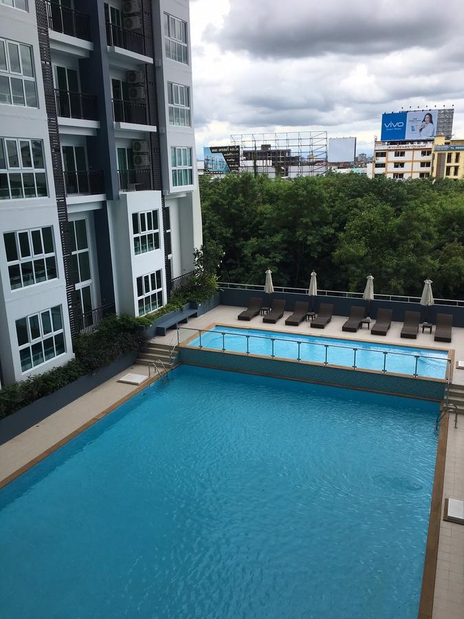 Pool View Room The Prio Chiang Mai Extérieur photo